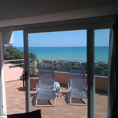 100mq In Con Giardino Recintato Apartment Grottammare