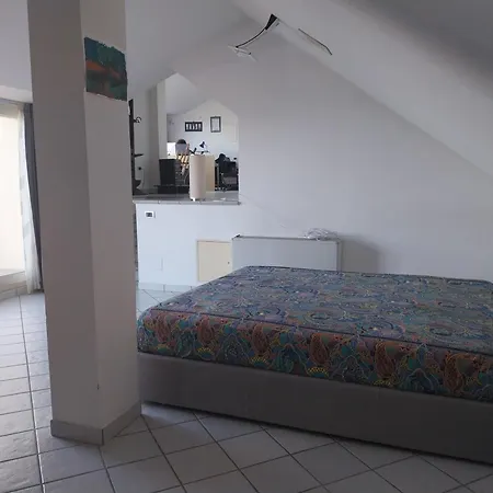 Apartment 100mq In Con Giardino Recintato *